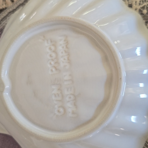 Vintage Scallo Shell Shaped Bowls - Set Of 4 - Picture 5 of 7